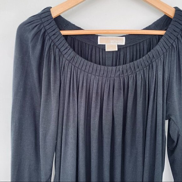 Michael Kors top with 3/4 length sleeves, wide neckline, loose fit, knit - Picture 3 of 7